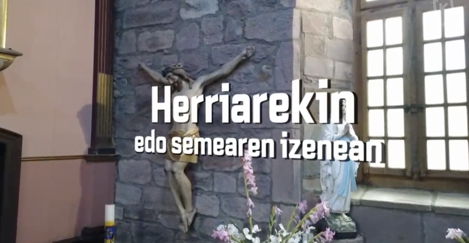  https://www.gogor.eus/Herriarekin edo semearen izenean. 2020. 